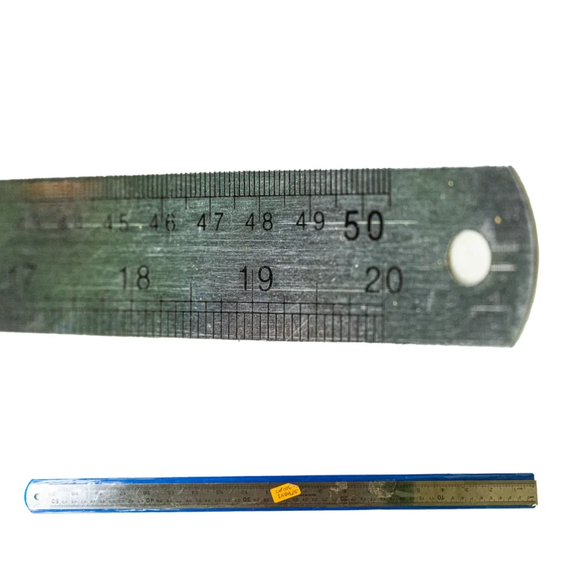 RECLA METARICA DE 50CM 0.7MM 09